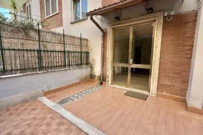 Casa in vendita, Via dei Buonvisi, Roma