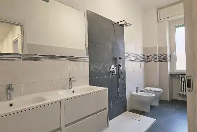 Casa in vendita, Via Massimo d'Azeglio, Brescia