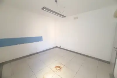 Negozio in vendita, Via Gian Carlo Camozzini, Verona