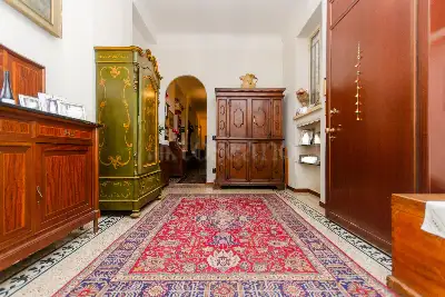 Casa in vendita, Via Sardegna 44, Milano