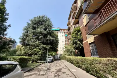 Casa in vendita, Via Zurigo, Milano