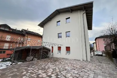 Casa in vendita, Via Tonelli, Levico Terme