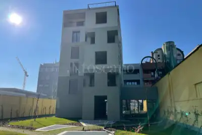 Casa in vendita, Viale Certosa, Milano