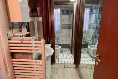 Casa in vendita, Via Carlo Albizzati, Roma