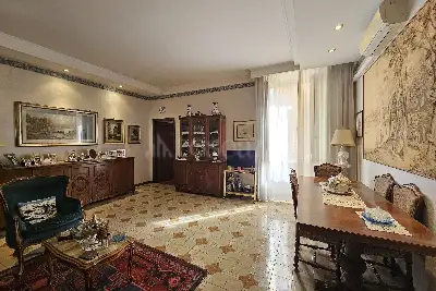 Casa in vendita, Via Magnagrecia, Roma