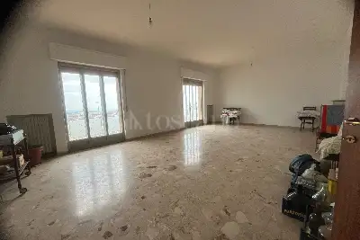 Casa in vendita, Via San Brunone di Colonia, Catanzaro