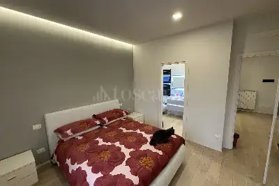 Casa in vendita, via Vittorio Locchi, Brescia