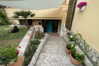 Villa Plurifamiliare in vendita, Via Bartolomeo Nogara, Roma