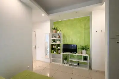 Casa in vendita, Viale Tibaldi, Milano