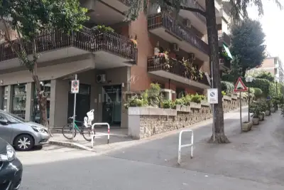 Ufficio in vendita, Via Guido de Ruggiero, Roma