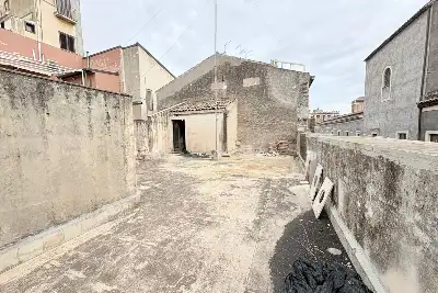 Casa Indipendente in vendita, Via Antonino di Sangiuliano, Catania