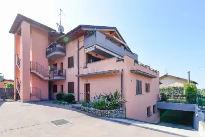 Casa in vendita, Via Gerna, San Fermo della Battaglia