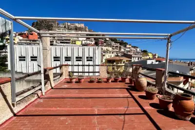Casa Indipendente in vendita, Via Colombo, Castelsardo