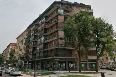 Negozio in vendita, Via Vincenzo Foppa, Milano