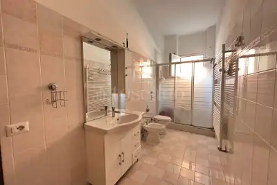 Casa in vendita, Via Mar Nero, Milano