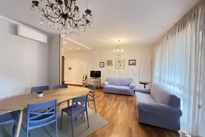 Casa in vendita, Via Umberto Saba, Roma