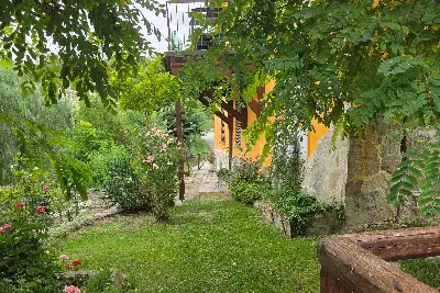 Casa Indipendente in vendita, Contrada Chioviano Basso 103, Bisenti