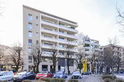 Casa in vendita, Viale Giulio Cesare, Como