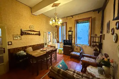 Casa in vendita, Rua Frati, Modena