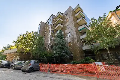 Casa in vendita, Viale Giovanni Suzzani, Milano