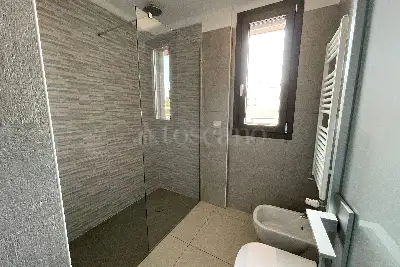 Casa in vendita, Via Cosenz , Milano