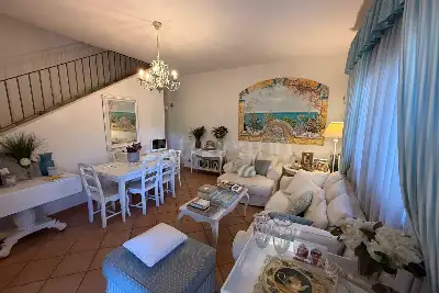 Villa Plurifamiliare in vendita, Via Numana, Fiumicino