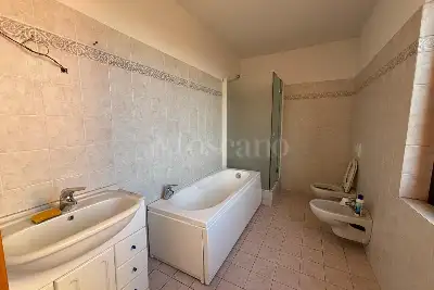 Casa Indipendente in vendita, Via Cesare Beccaria, Monza