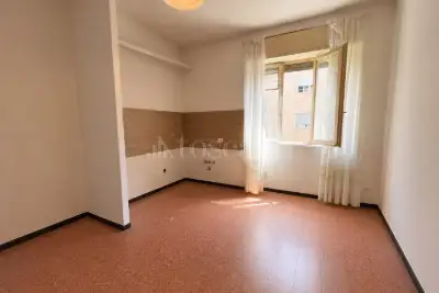 Casa in vendita, Via Antonio Carnevali, Milano