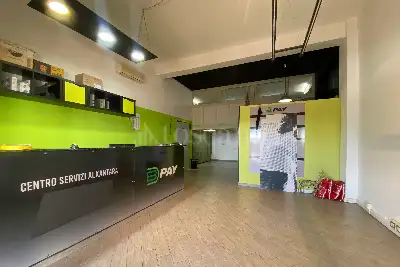 Negozio in vendita, Via Consolare Valeria , Giardini Naxos, Giardini-Naxos