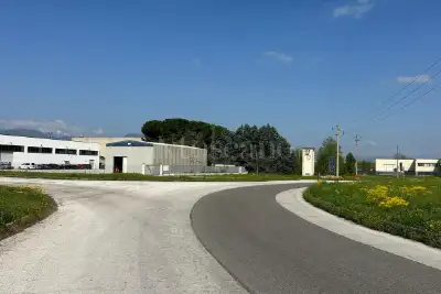 Capannone in affitto, Via di Mezzogiorno, Sulmona