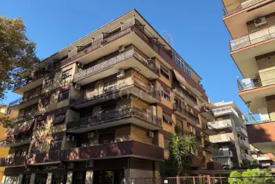 Casa in vendita, Corso Duca di Genova, Roma