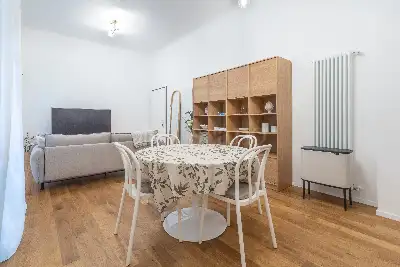 Casa in vendita, Via Guercino, Milano