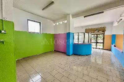 Negozio in affitto, Via Guglielmo Marconi, Caserta