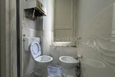 Casa in vendita, Via Montello, Catania