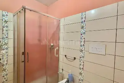 Palazzo in vendita, via Giovanni Verga, Altavilla Irpina, Altavilla Irpina