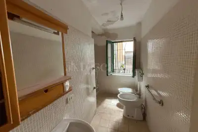 Casa in vendita, Via Grotte Bianche, Catania