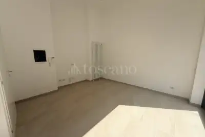 Negozio in affitto, Via Galvano Fiamma, Milano