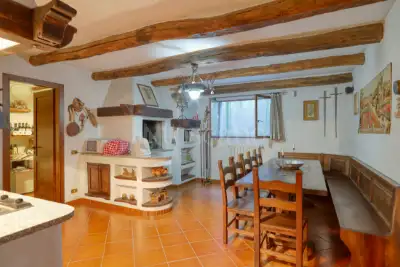 Villa in vendita, Via Marconi, Lavena Ponte Tresa