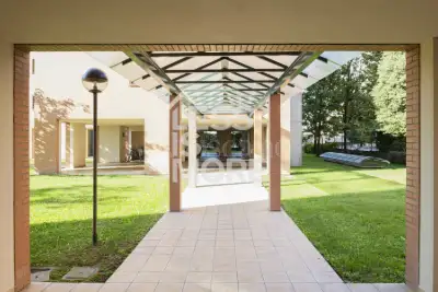 Casa in vendita, Via San Giuseppe Cottolengo, Milano