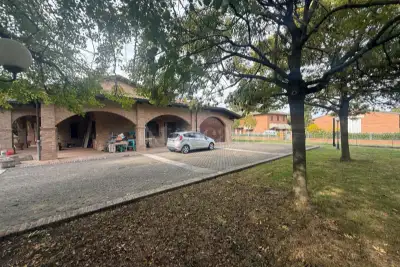 Casa Indipendente in vendita, Via Panaria Bassa, Bomporto