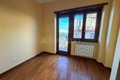 Casa in affitto, Via Ildebrando della Giovanna, Roma