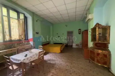 Casa in vendita, Via Carlo Farini, Milano