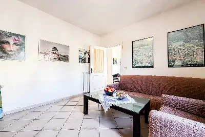 Casa in vendita, Via P. Maroncelli, Olbia