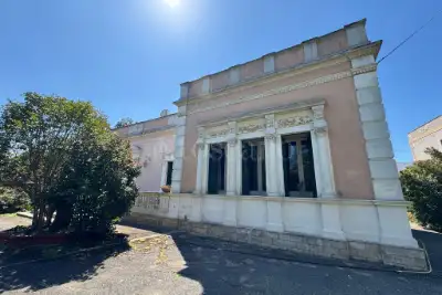 Villa in vendita, Via Carovigno, San Vito dei Normanni