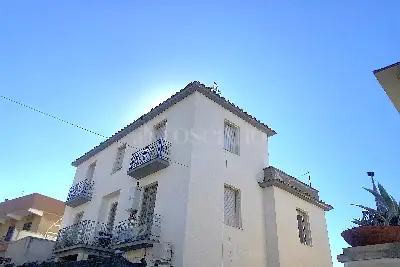 Casa in vendita, Via Bagnocavallo, Roma