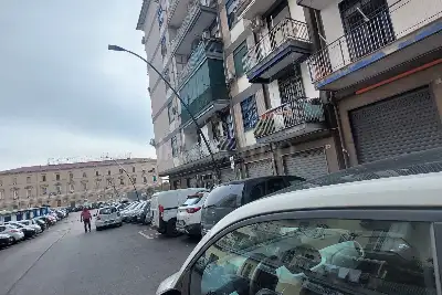 Negozio in vendita, Via Tiberio 45, Napoli