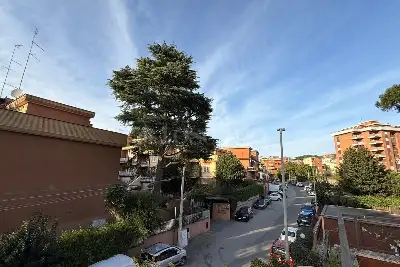 Villino a Schiera in vendita, Via degli Ossoli, Roma