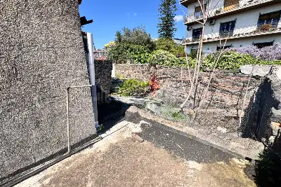 Casa Indipendente in vendita, Via Dilg, Catania