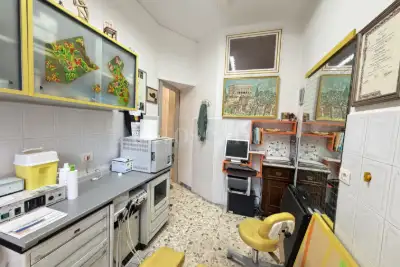 House for sale, Via Casalmonferrato, Roma