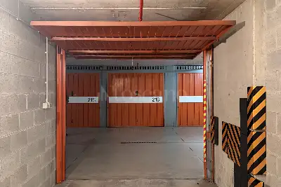 Box in vendita, Piazzale Giulio Cesare, Milano